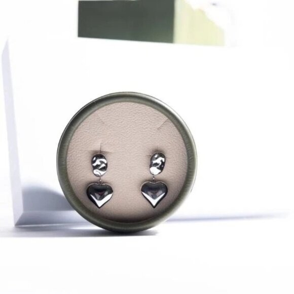 IRAMAT Metallic Heart Drop Earrings - Elegant Gold and Silver Variations | Moder - Picture 4 of 5